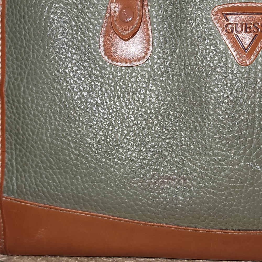 Guess purse - Picture 9 of 14